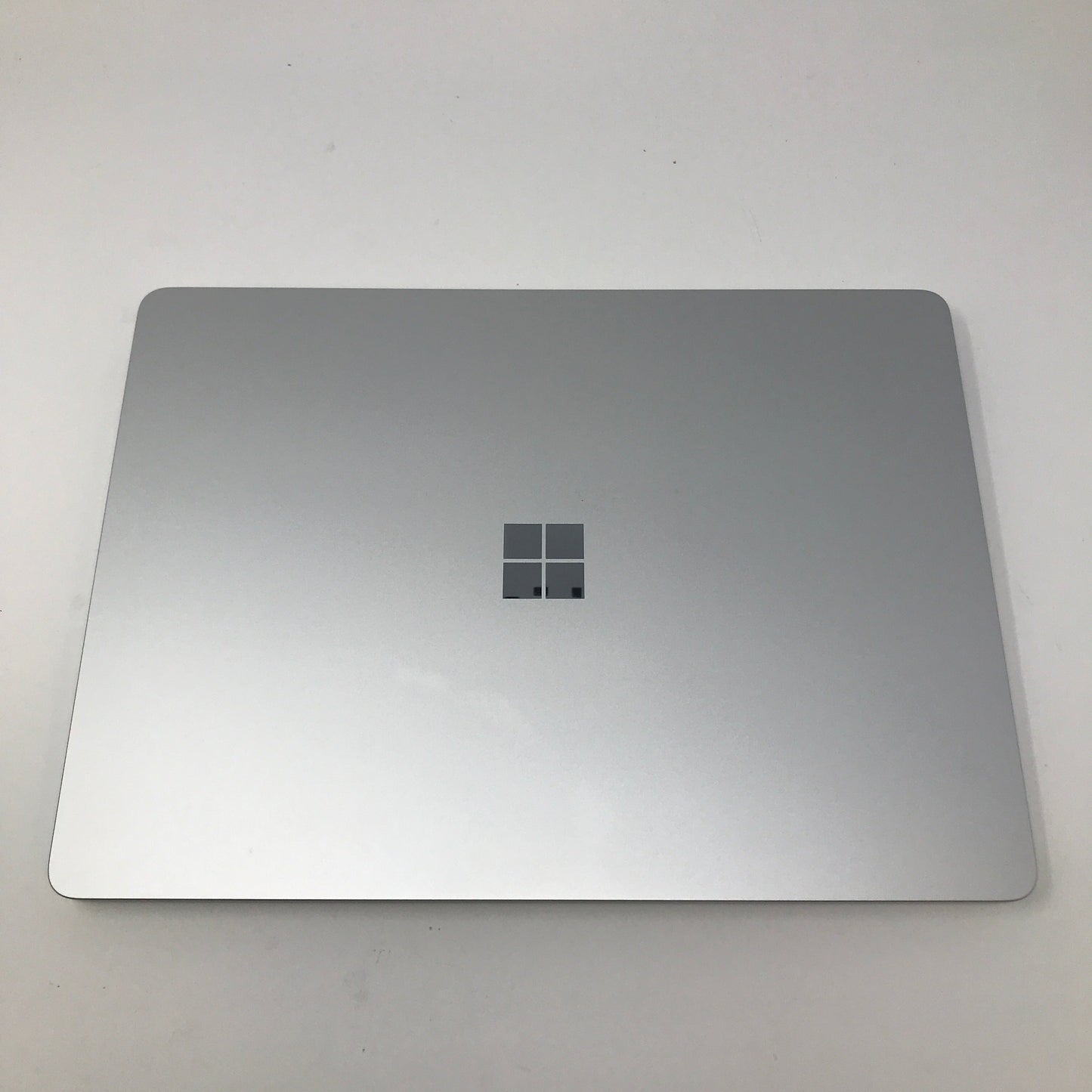 Microsoft Surface Laptop 7th Edition 2036 13.8 10-Core 3.4GHz 16GB RAM 512GB SSD