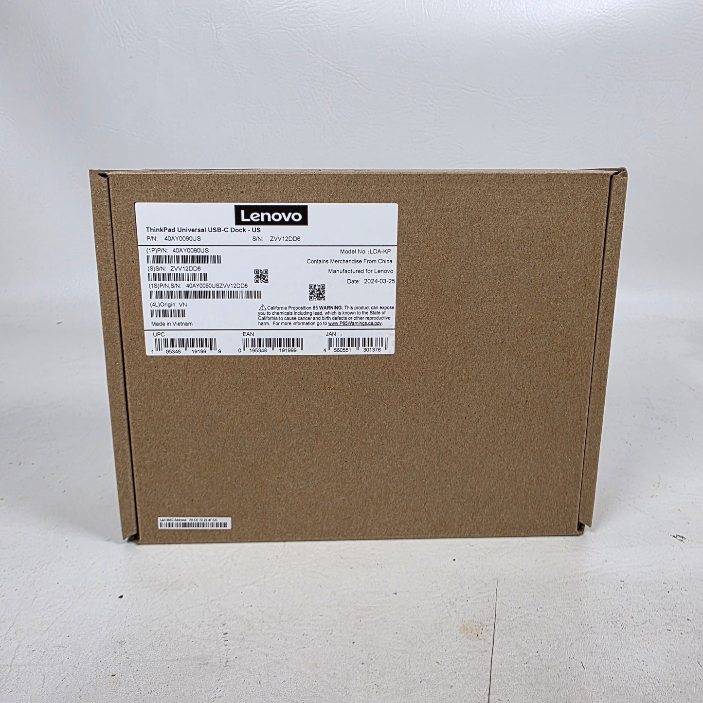 New Lenovo Thinkpad Universal USB-C Dock Docking Station 40AY0090US