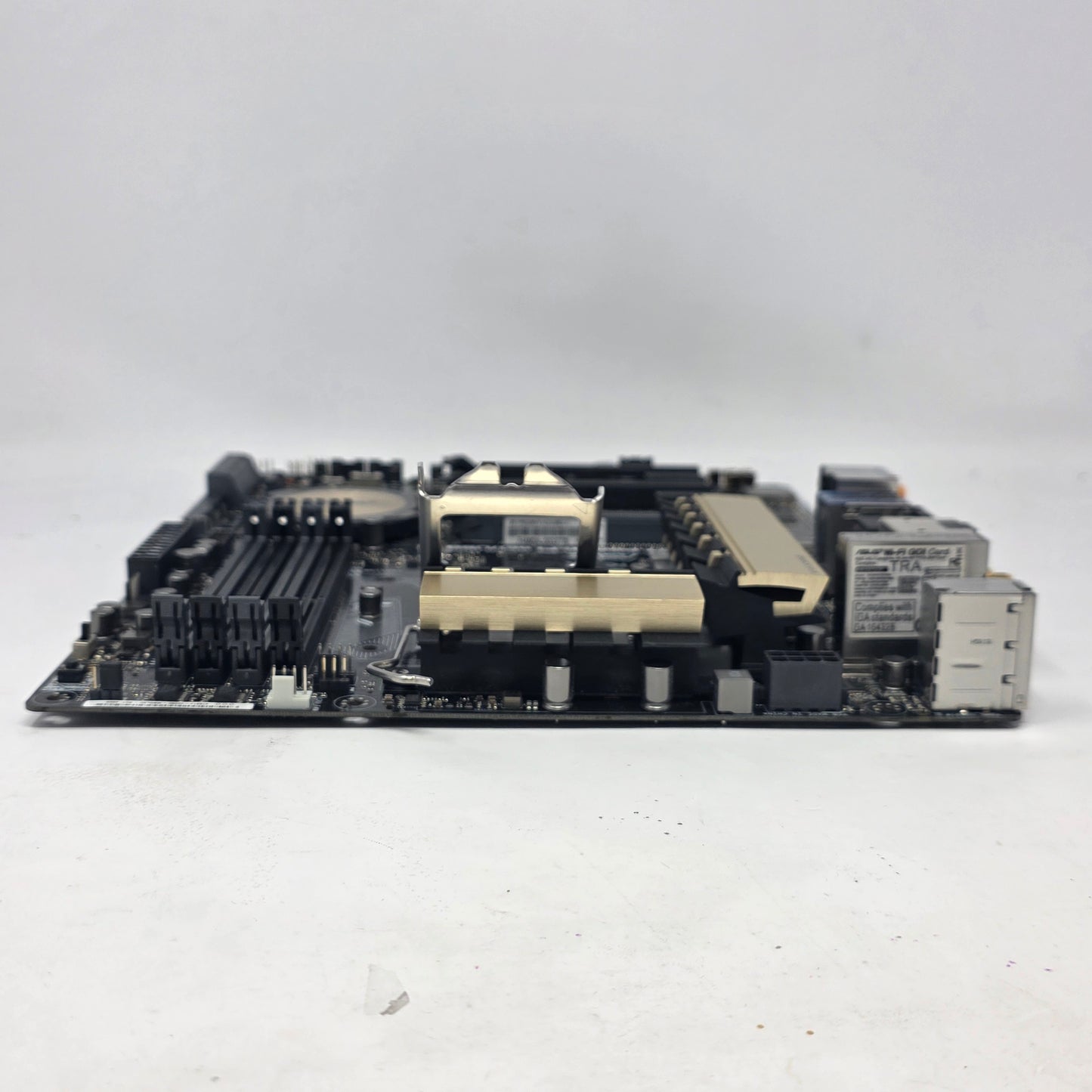 Asus Z97-PRO Wi-Fi AC LGA 1150 ATX Intel DDR3 Motherboard