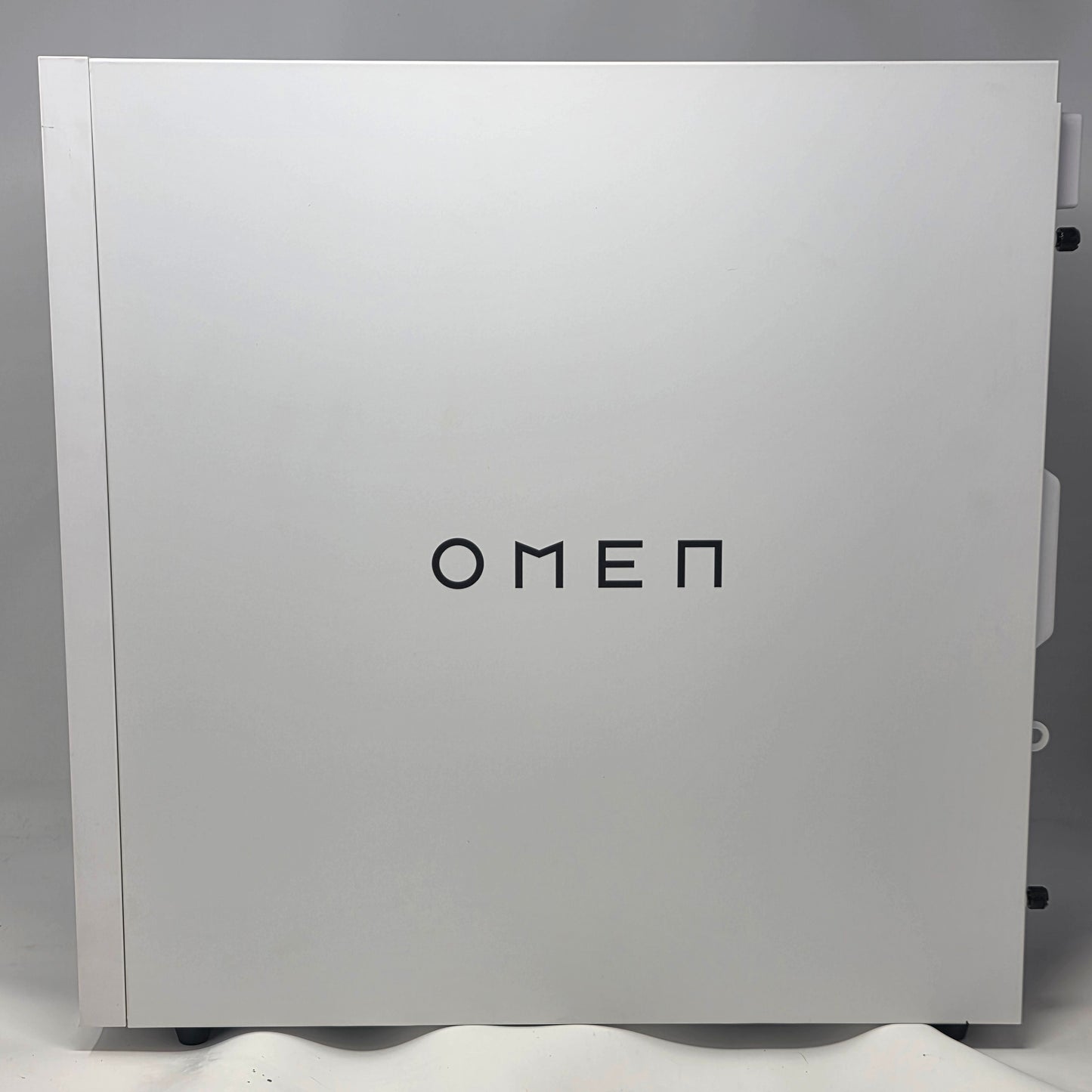 Omen Custom PC Ryzen 7 8700F 4.10GHz 16GB RAM 1TB SSD Nvidia GeForce RTX 5060 Ti