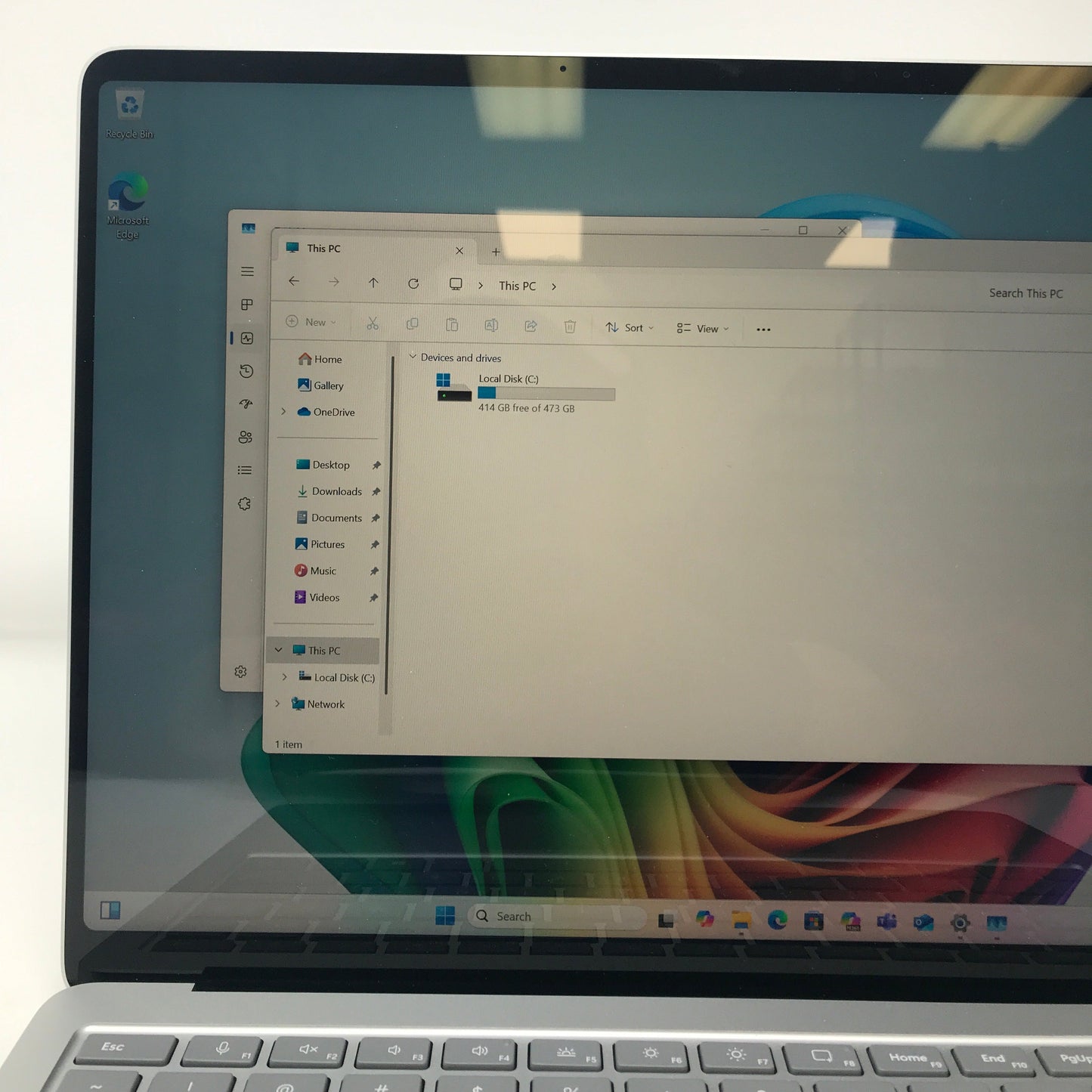 Microsoft Surface Laptop 7th Edition 2036 13.8 10-Core 3.4GHz 16GB RAM 512GB SSD