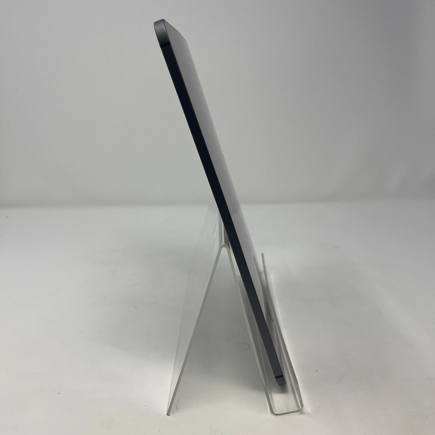 Unlocked Apple iPad Pro 11" 2nd Gen 128GB Silver MY2X2LL/A
