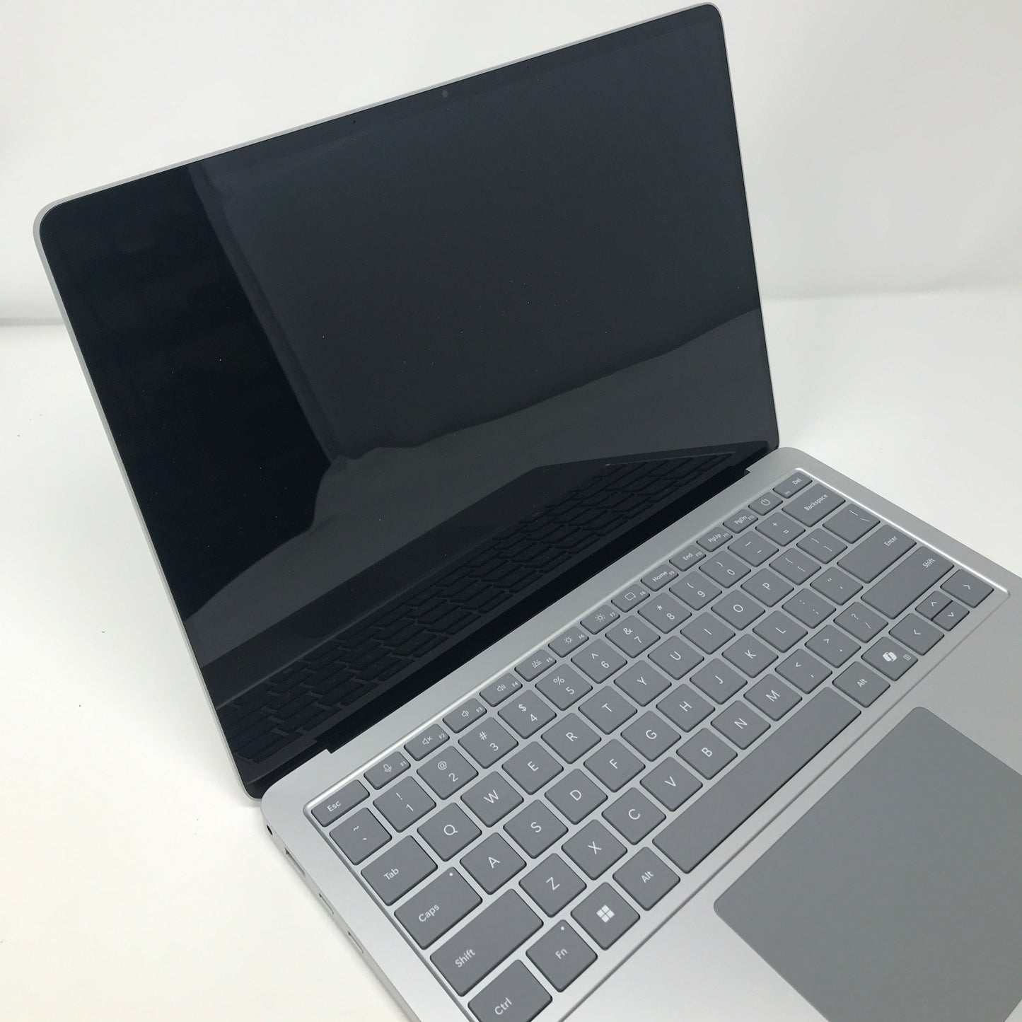 Microsoft Surface Laptop 7th Edition 2036 13.8 10-Core 3.4GHz 16GB RAM 512GB SSD