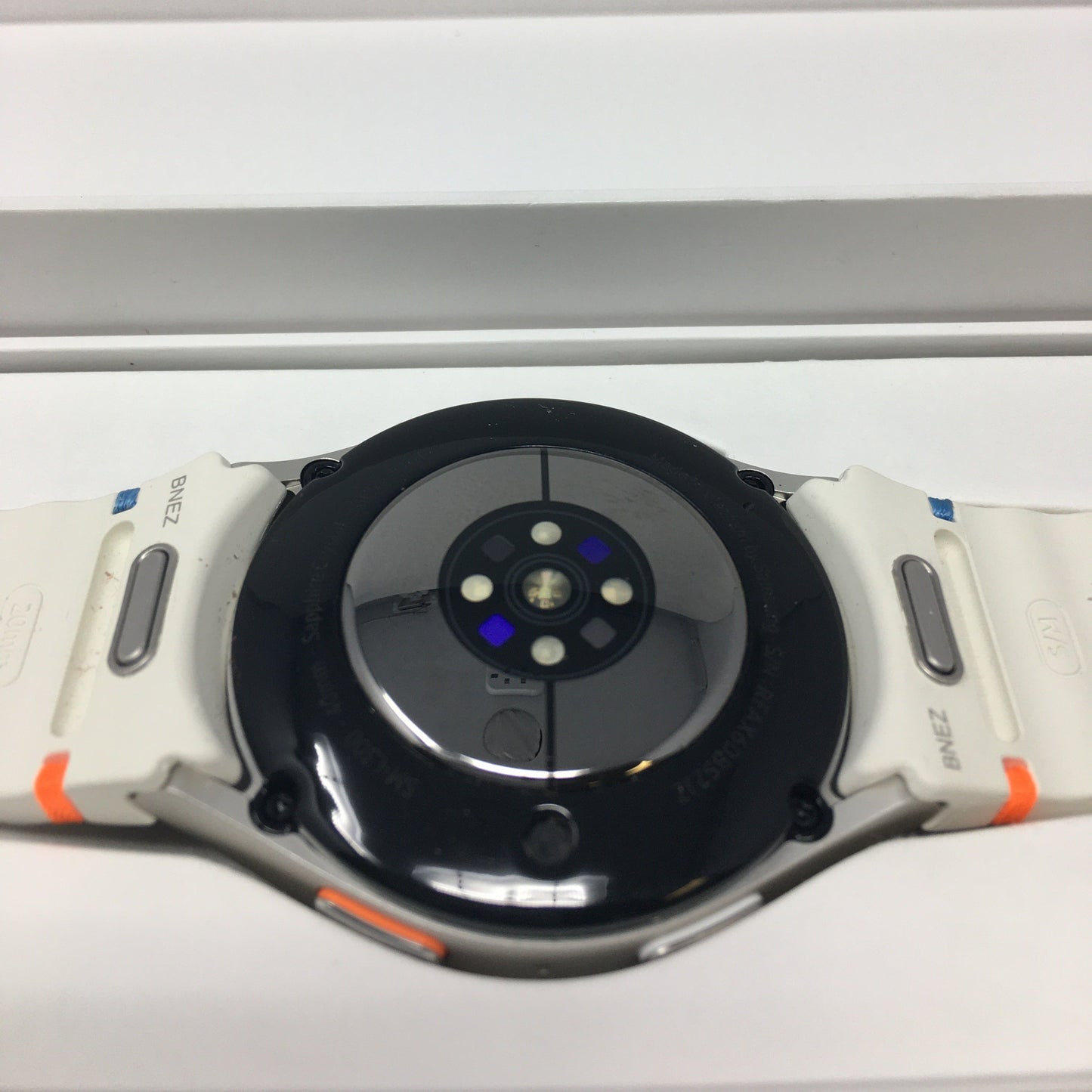 WiFi Only Samsung Galaxy Watch7 Aluminum Smartwatch SM-L300