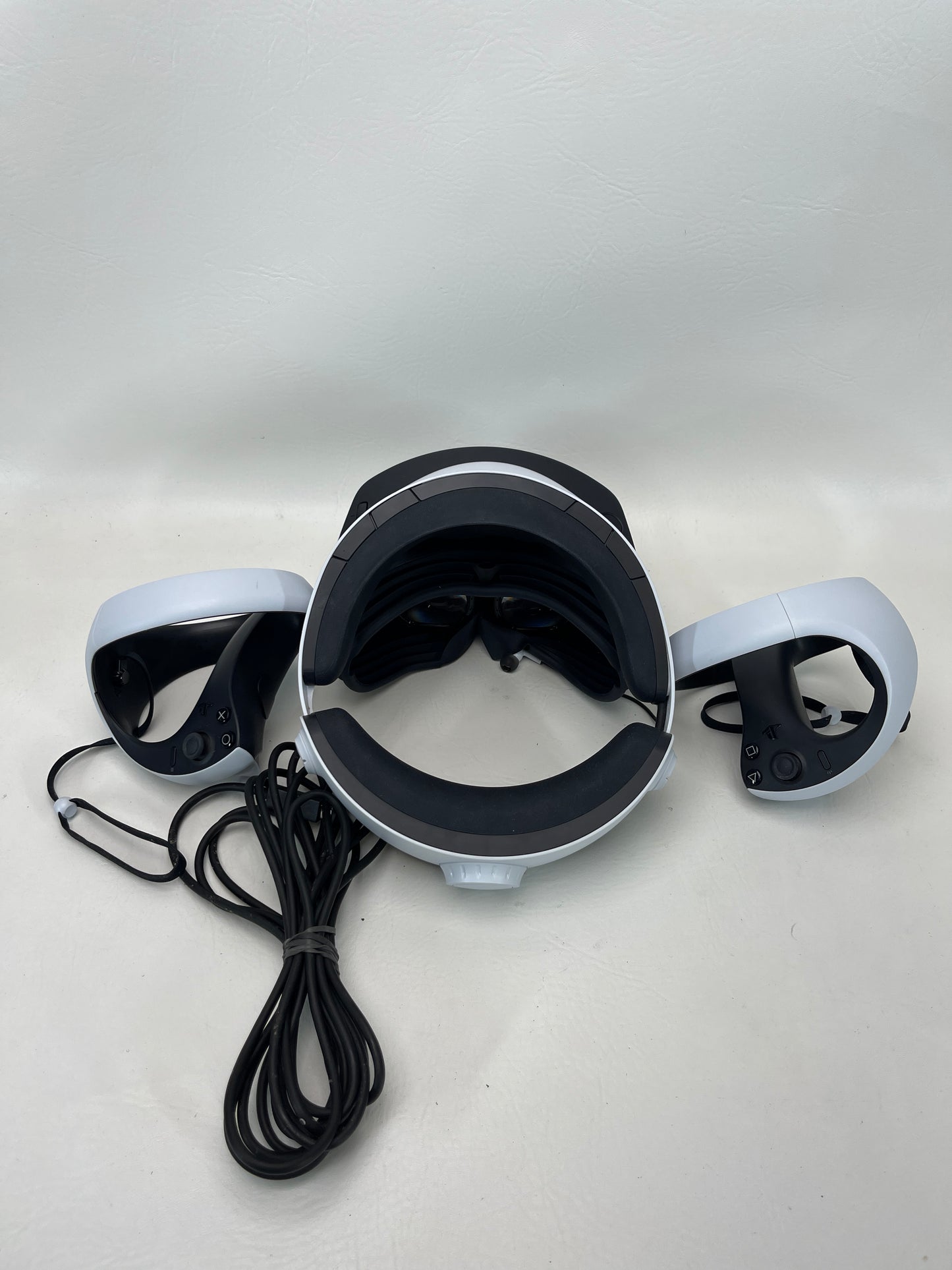 Sony Playstation VR Virtual Reality VR2 Headset White/Black CFI-ZVR1