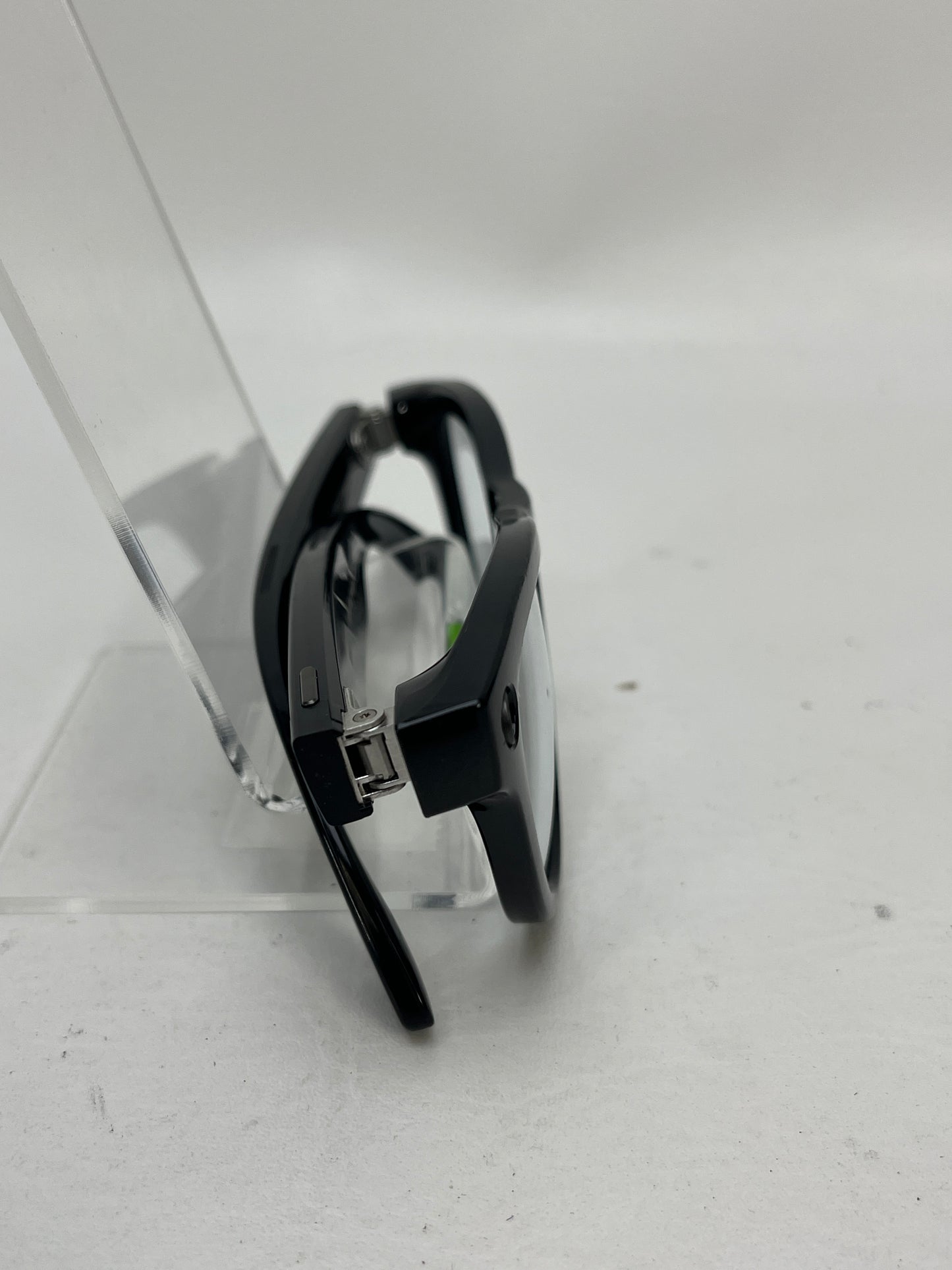 Ray Ban Meta Skyler Smart Glasses RW4010