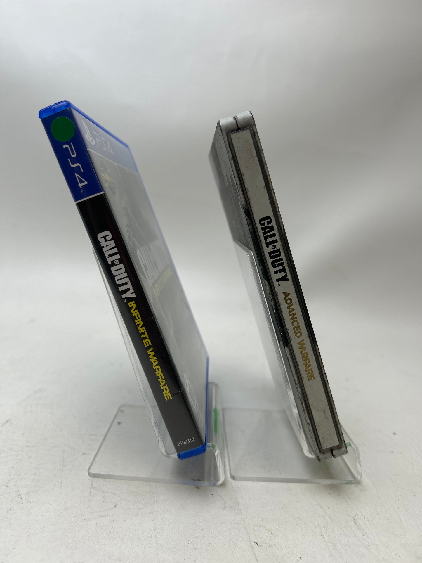 Lot of 2 Games Sony PlayStation 4 PS4