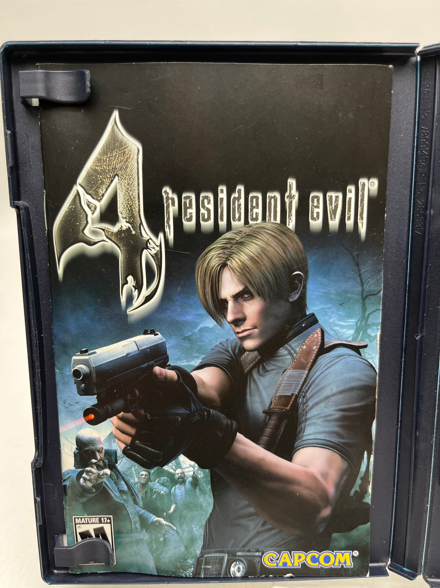 Resident Evil 4 (Sony PlayStation 2 PS2, 2005)