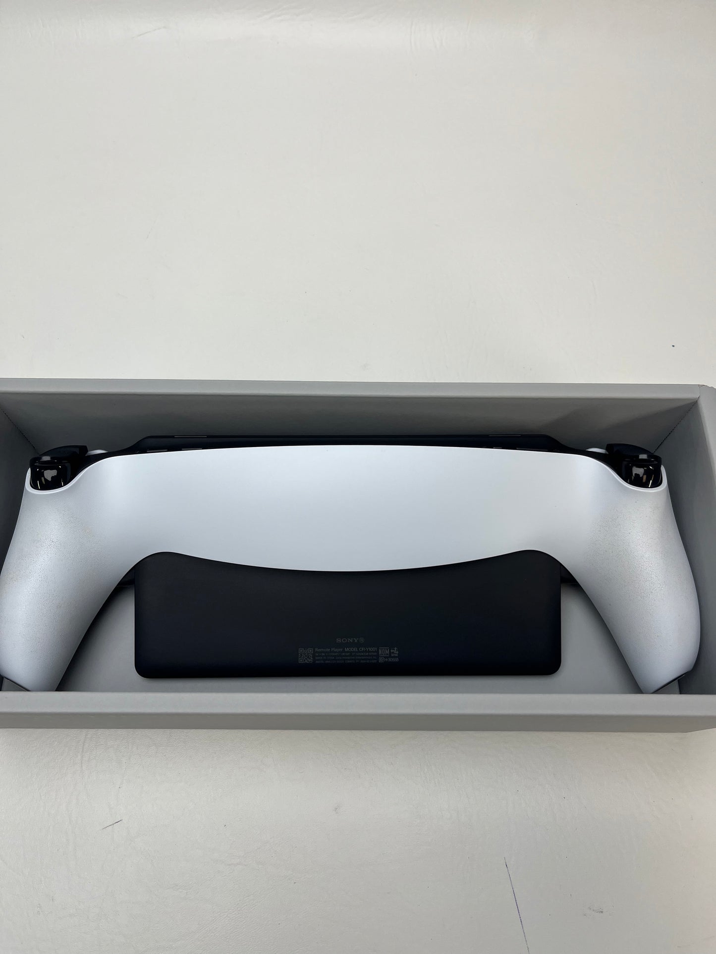 Sony PlayStation Portal CFI‑Y1001 Handheld Game System White PS5