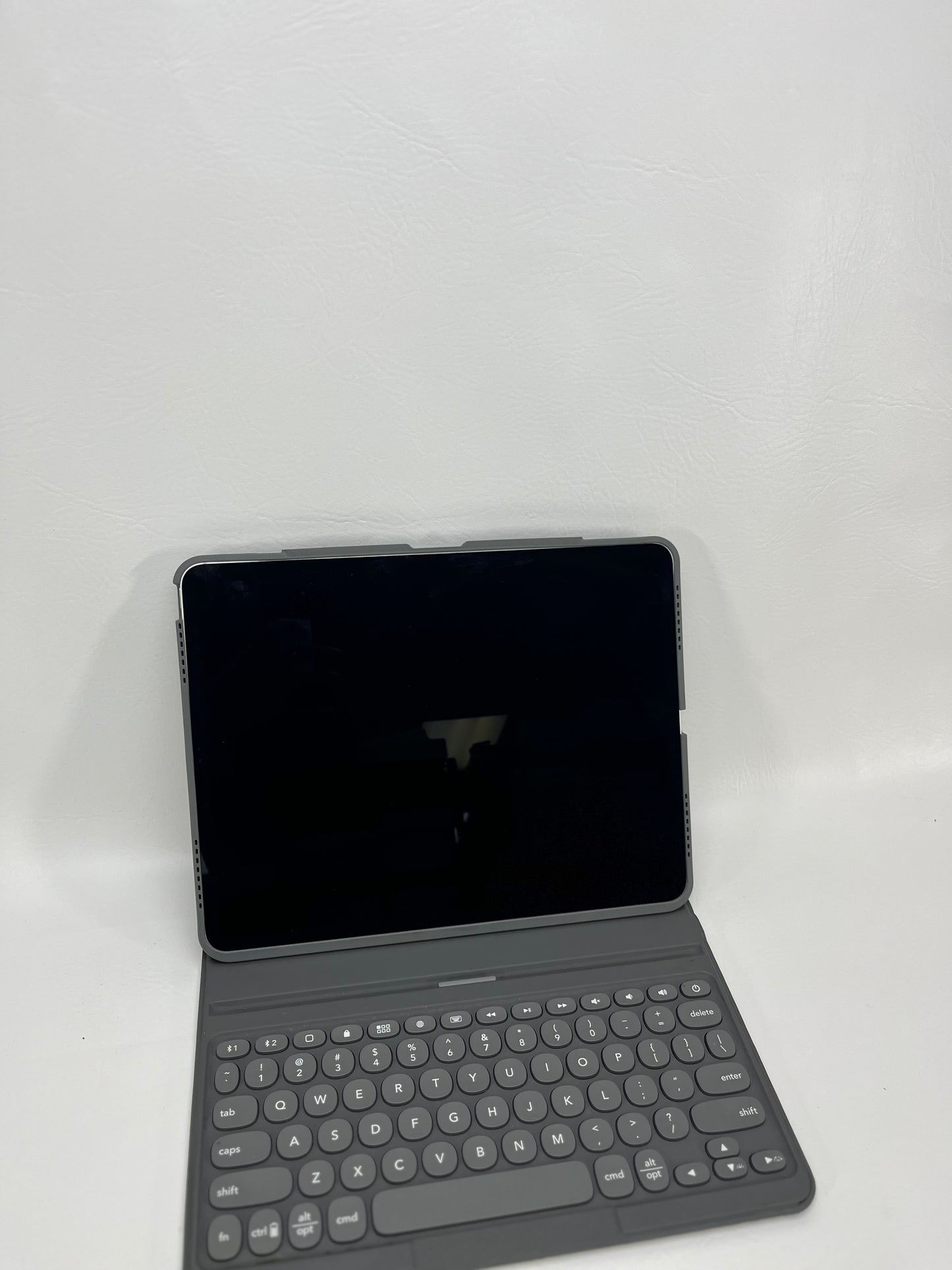 WiFi Only Apple iPad Pro 12.9" 6th Gen 128GB Silver MP5Y3LL/A