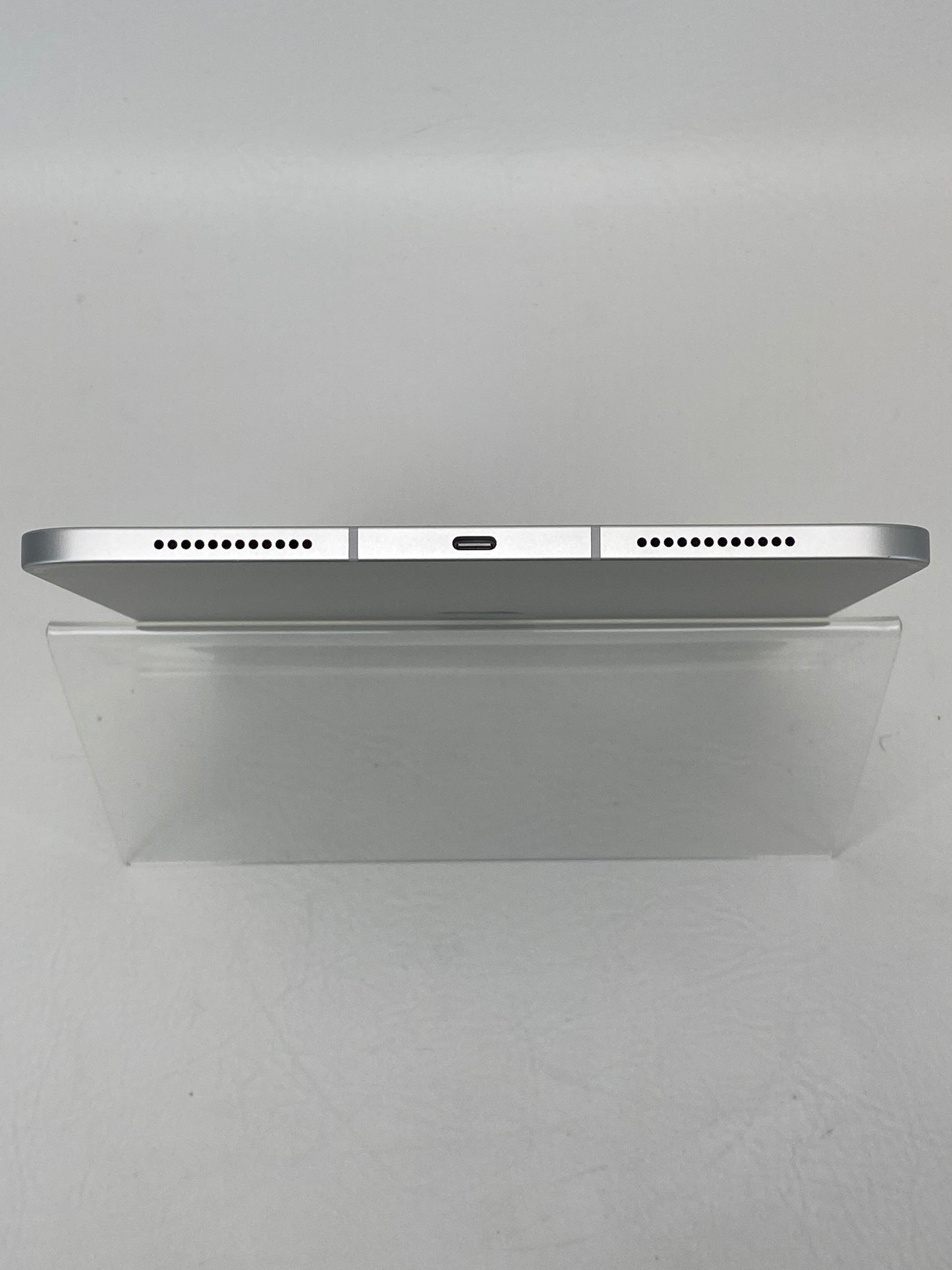 WiFi Only Apple iPad 11" (A16) 128GB Silver MD7F4LL/A