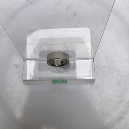 Oura Ring 4 Size 8 Silver Activity Tracker JZ90-54220-08