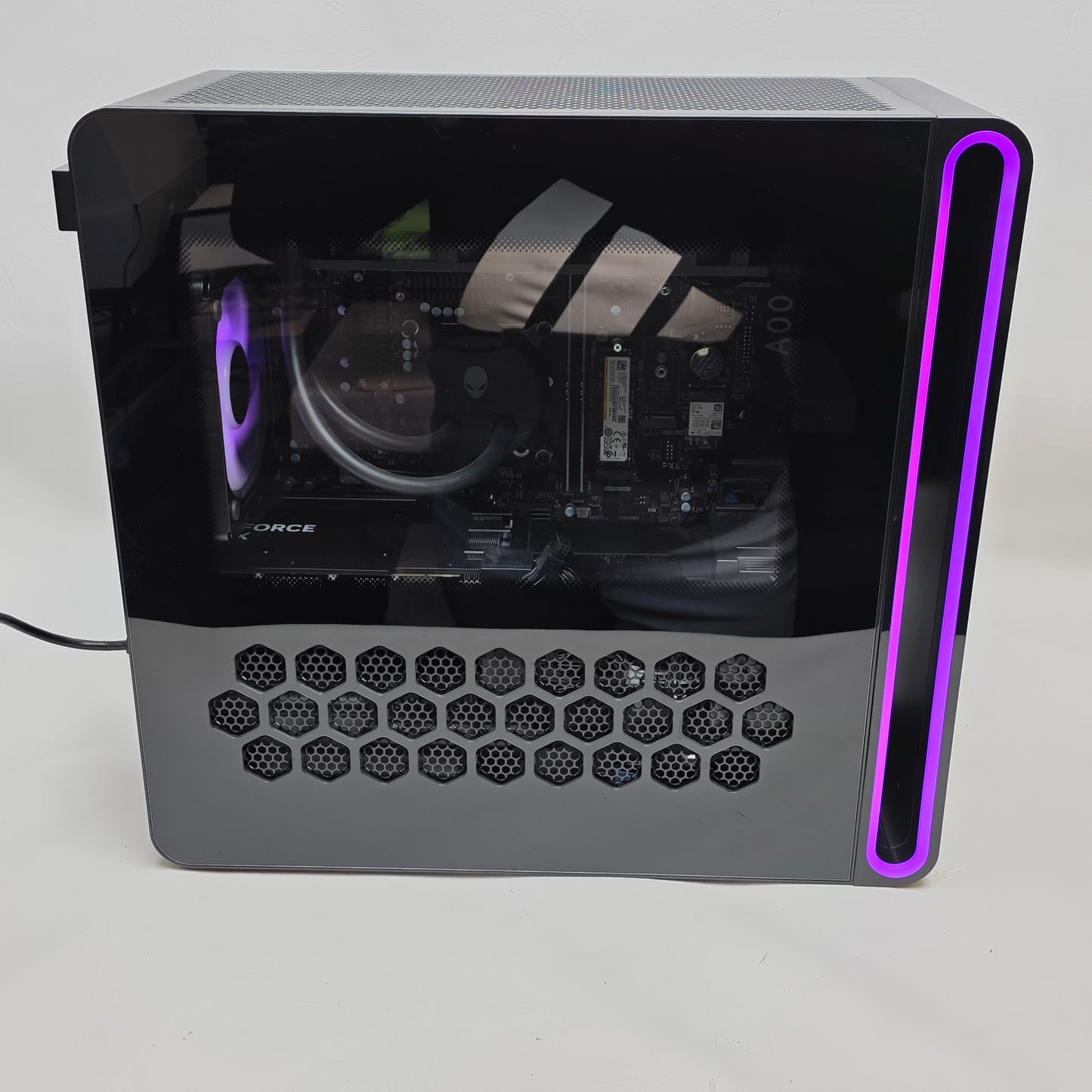 Alienware Aurora i9-149000KF 3.20GHz 32GB RAM 1TB HDD Nvidia GeForce RTX 4070