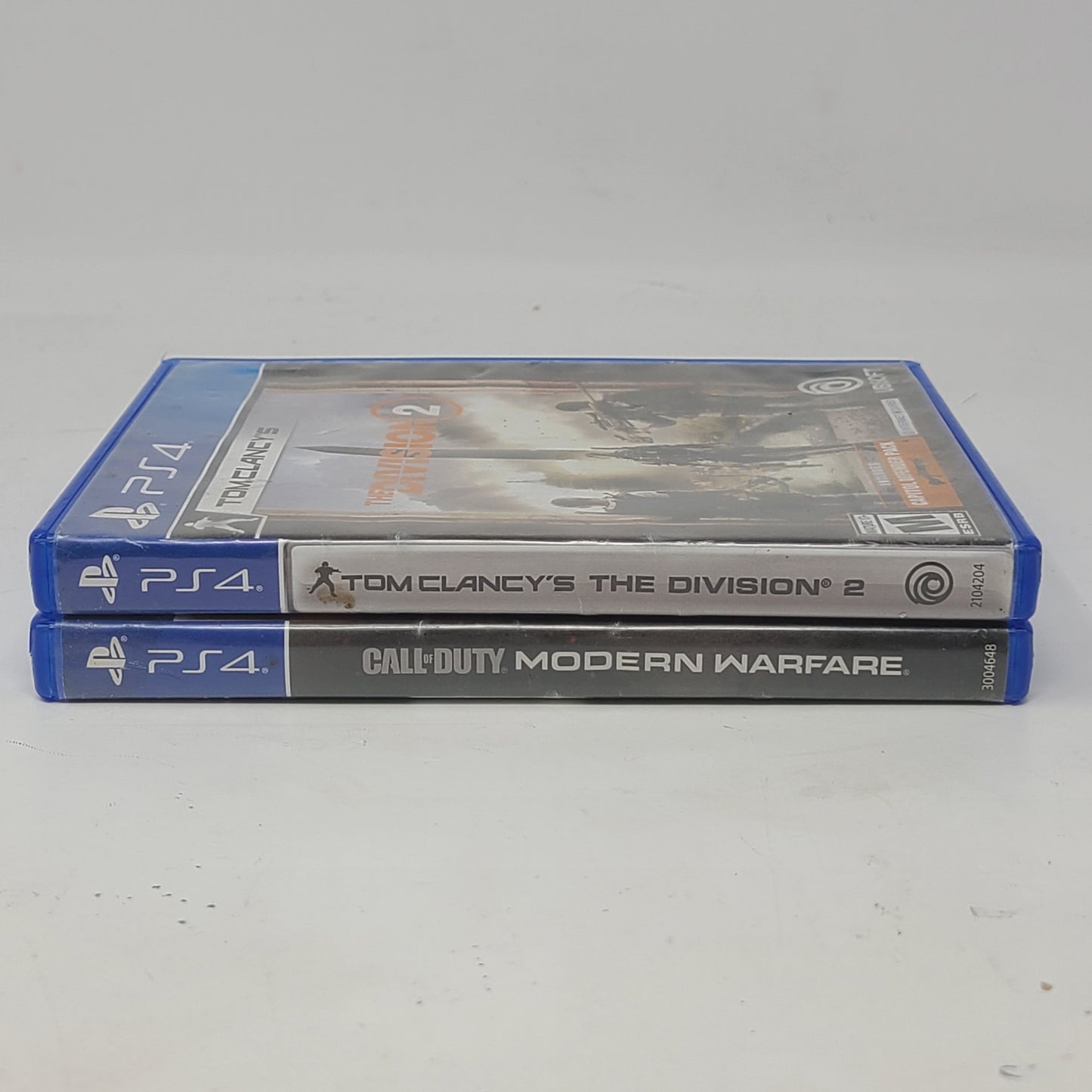 Lot of 2 PS4 Games: Call of Duty Modern Warfare & Tom Clancy's The Division 2