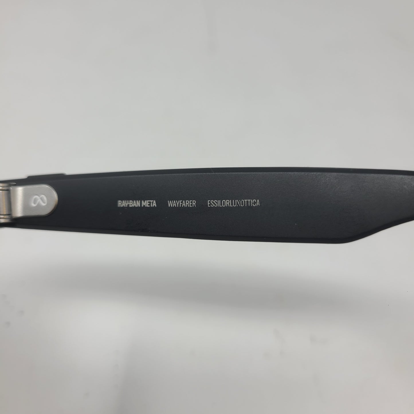 Ray-Ban Meta Wayfarer Gen 1 Smart Glasses RW4008