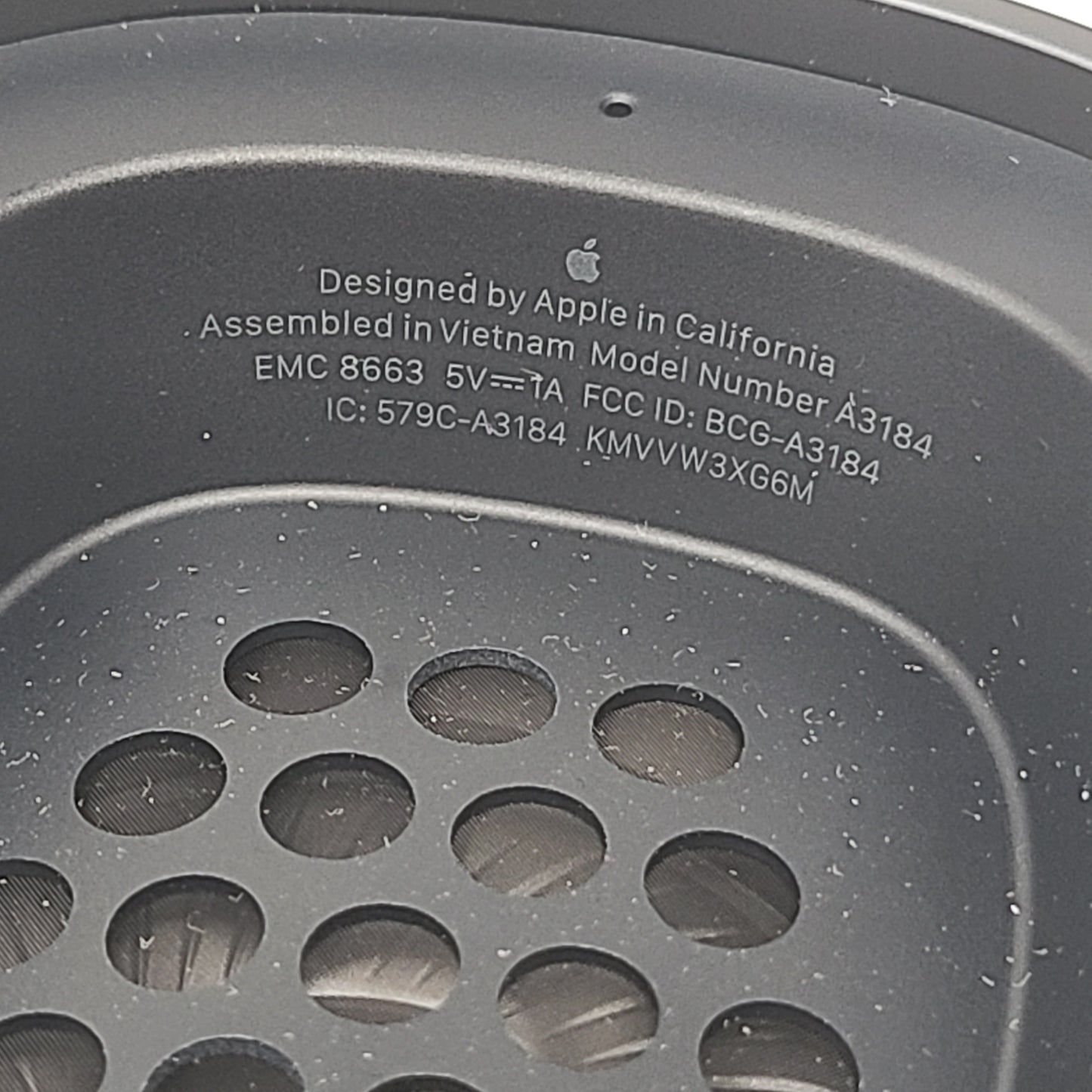 Apple AirPods Max USB-C Wireless Over-Ear Headphones Midnight MWW43AM/A