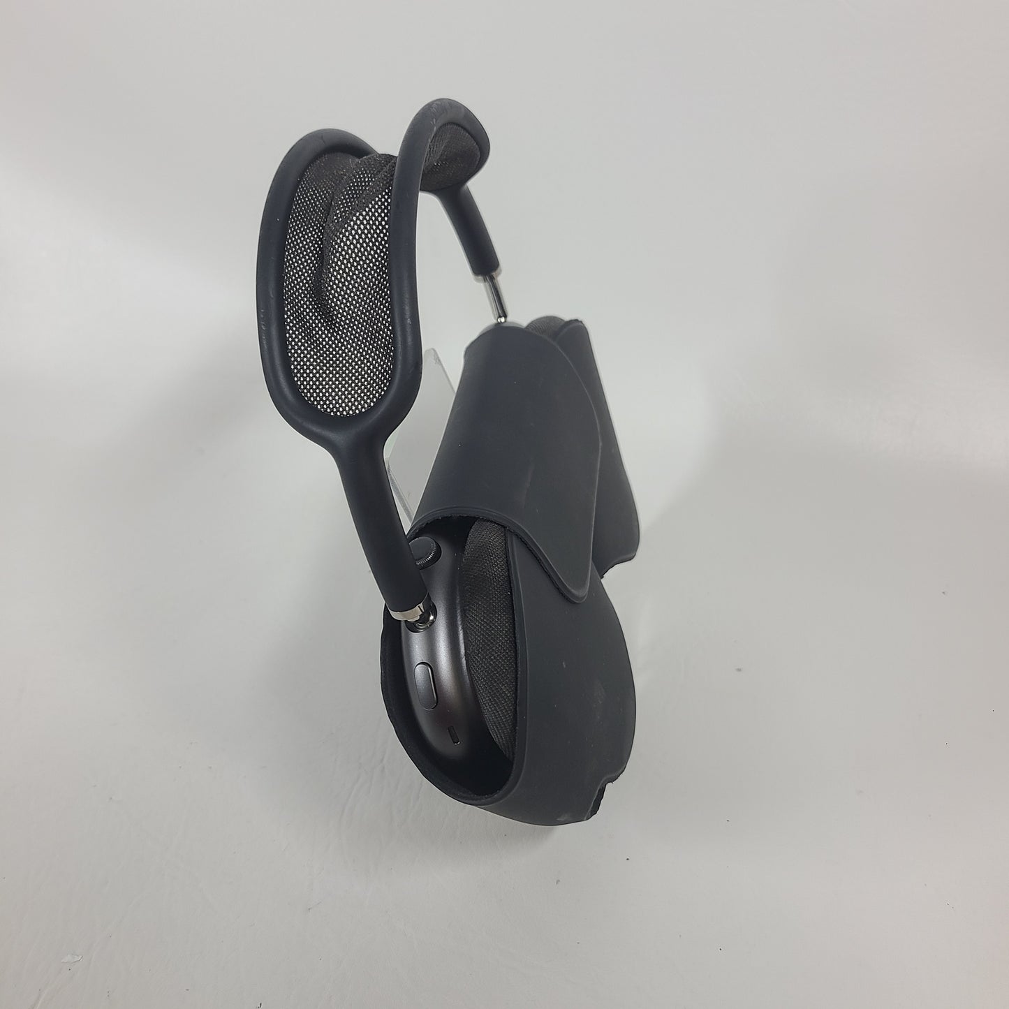Apple AirPods Max Wireless Over-Ear Headphones Midnight MWW43AM/A