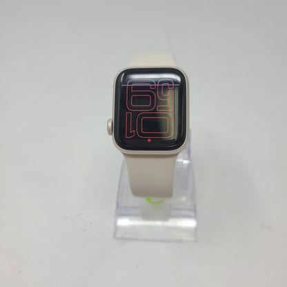 GPS Only Apple Watch SE 3 40MM Starlight Aluminum Starlight Sport Band MEH54LW/A