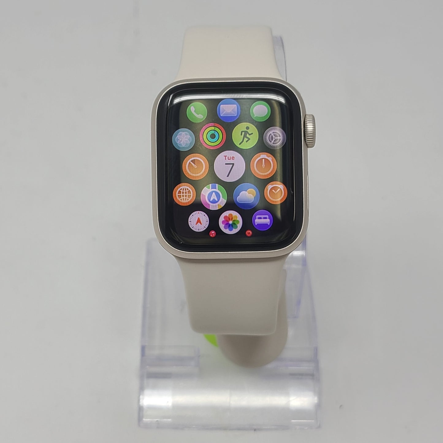 GPS Only Apple Watch SE 3 40MM Starlight Aluminum Starlight Sport Band MEH54LW/A