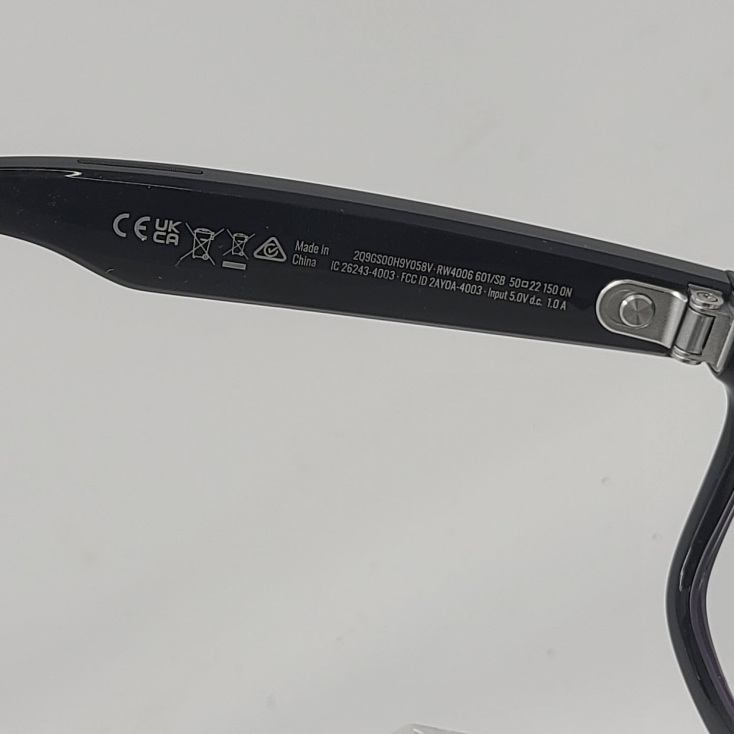 Ray-Ban Wayfarer Shiny Black Non-Polarized RW4006 AI Smart Glasses