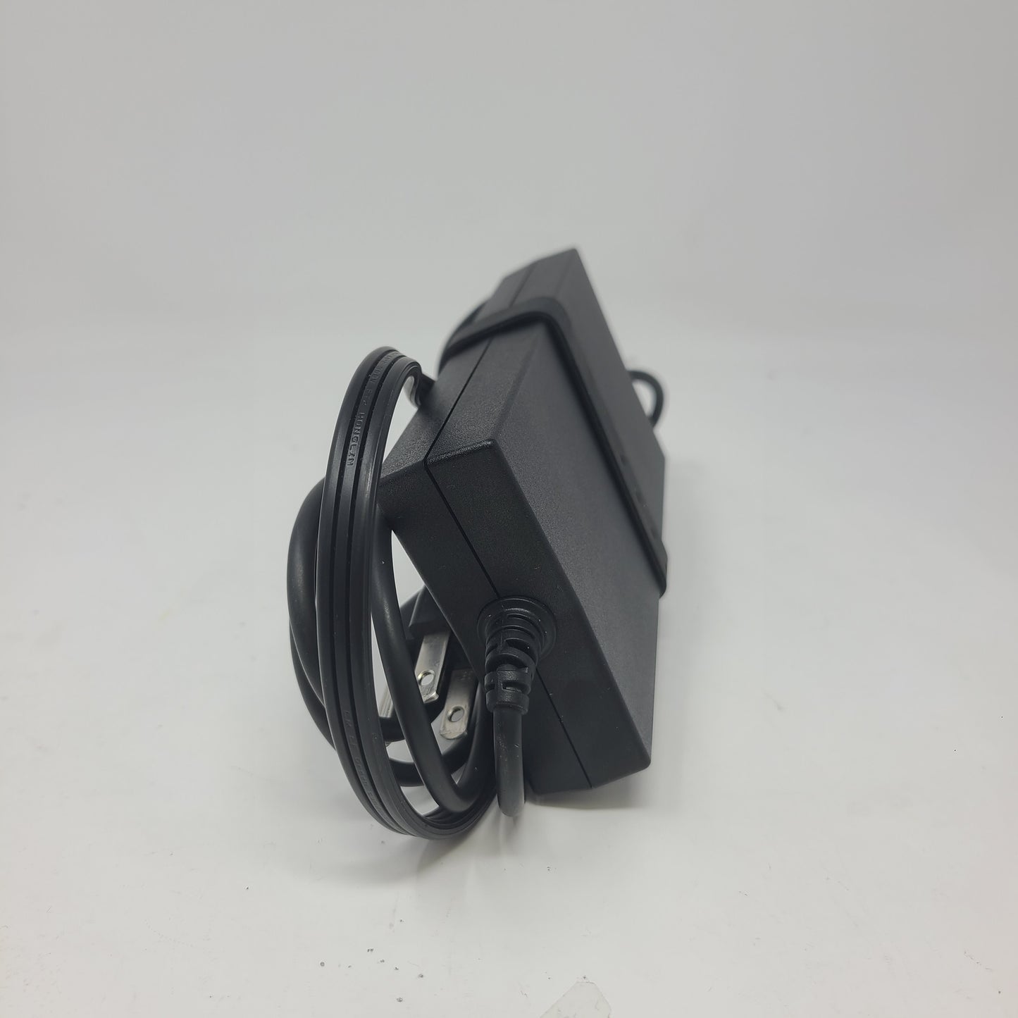 Dell WD19TB K20A001 Thunderbolt 3 USB-C Docking Station