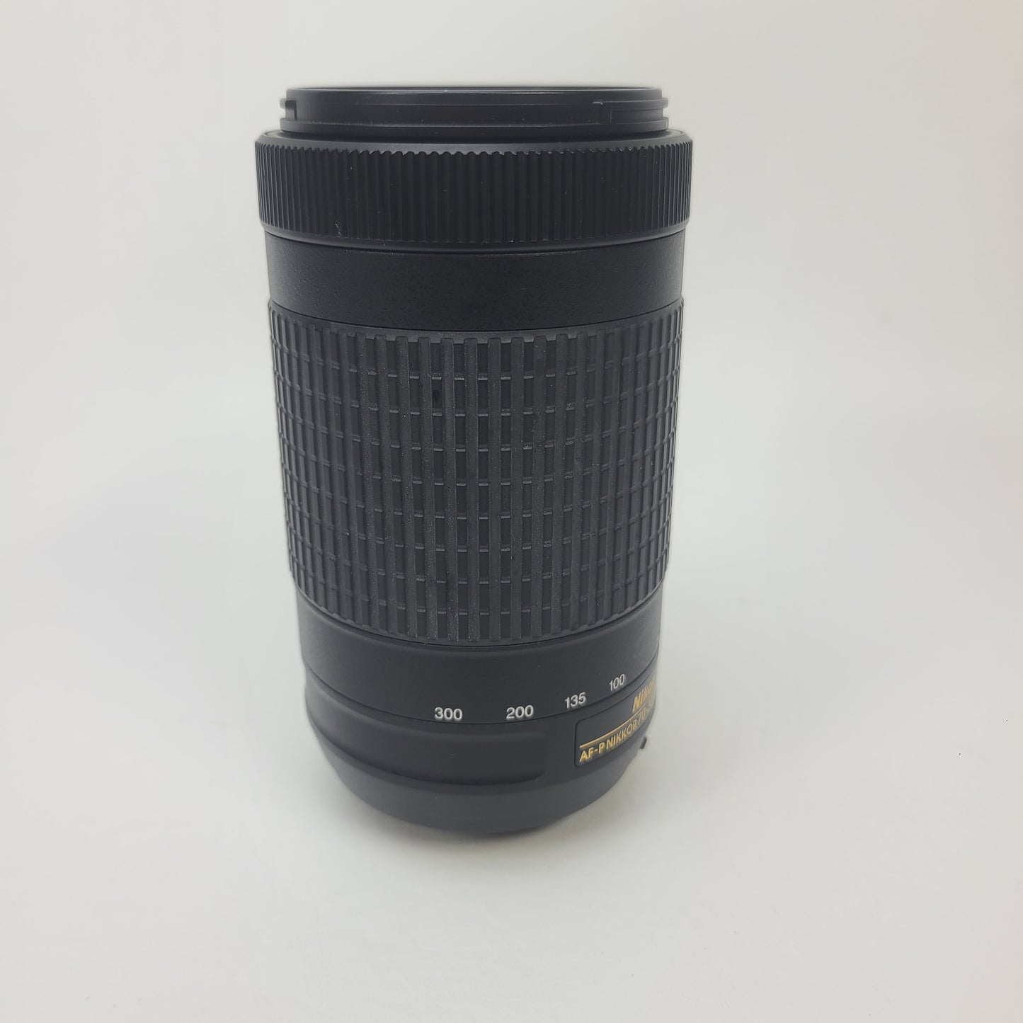 Nikon Telephoto Zoom 70-300mm f/4.5-6.3 G ED Auto & Manual Lens F