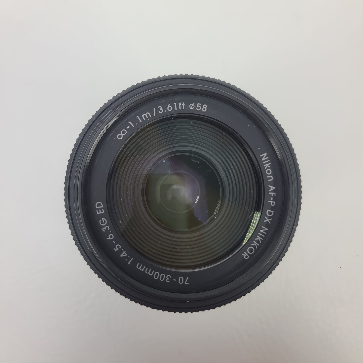 Nikon Telephoto Zoom 70-300mm f/4.5-6.3 G ED Auto & Manual Lens F
