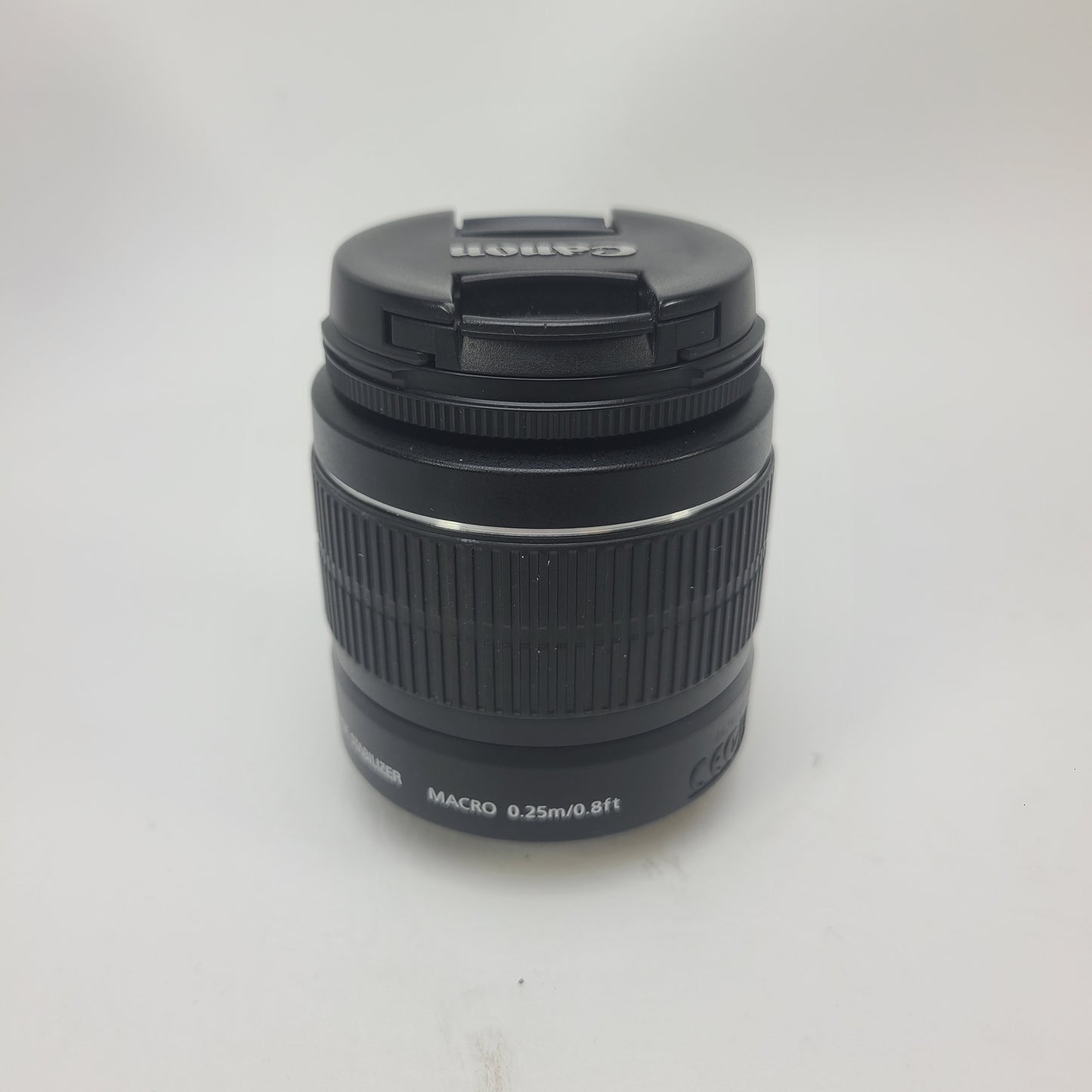 Canon EF-S zoom lens 18-55mm f/3.5-5.6 II Auto & Manual Lens