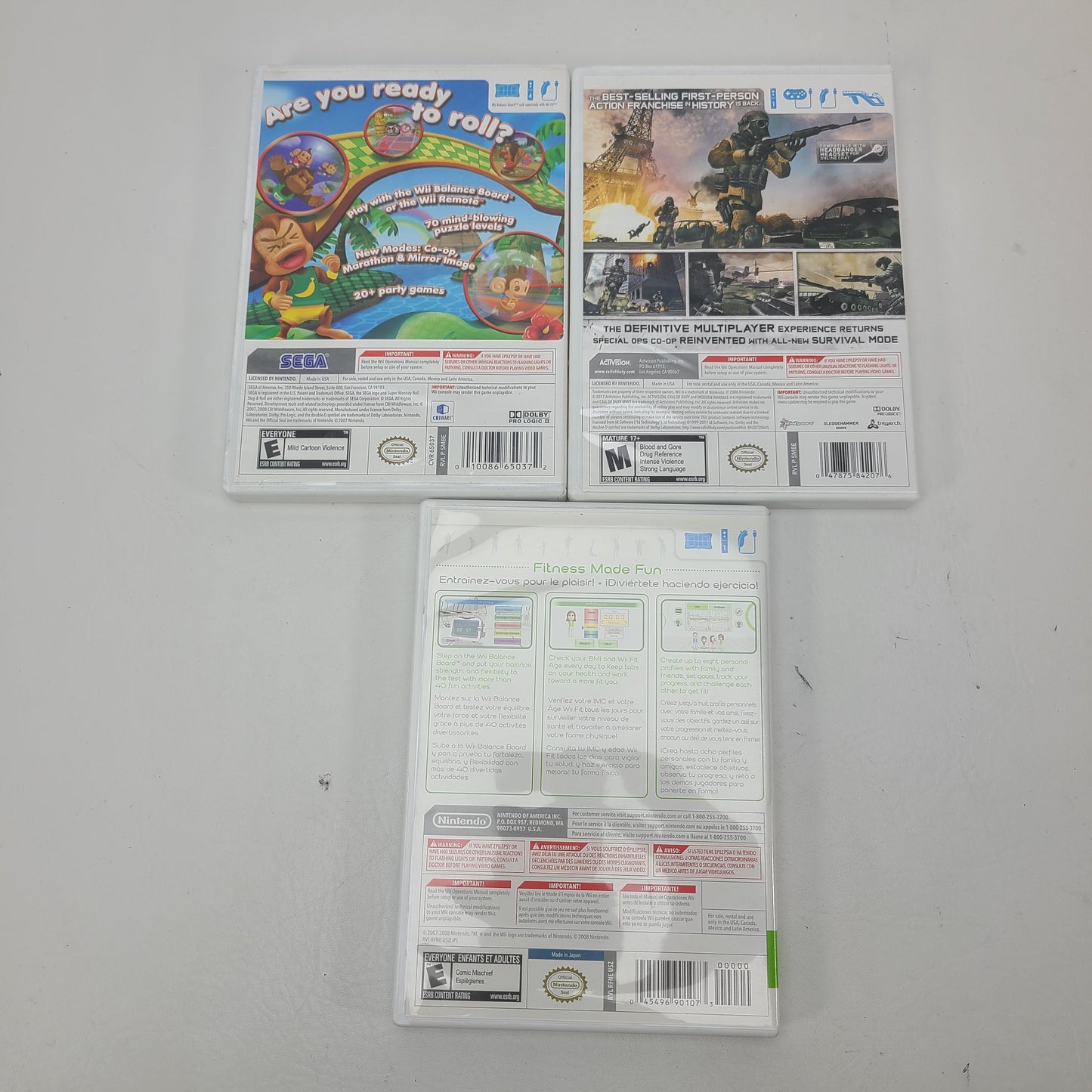 Lot of 3 Nintendo Wii Games Donkey Kong Country Returns Wii Play Call of Duty
