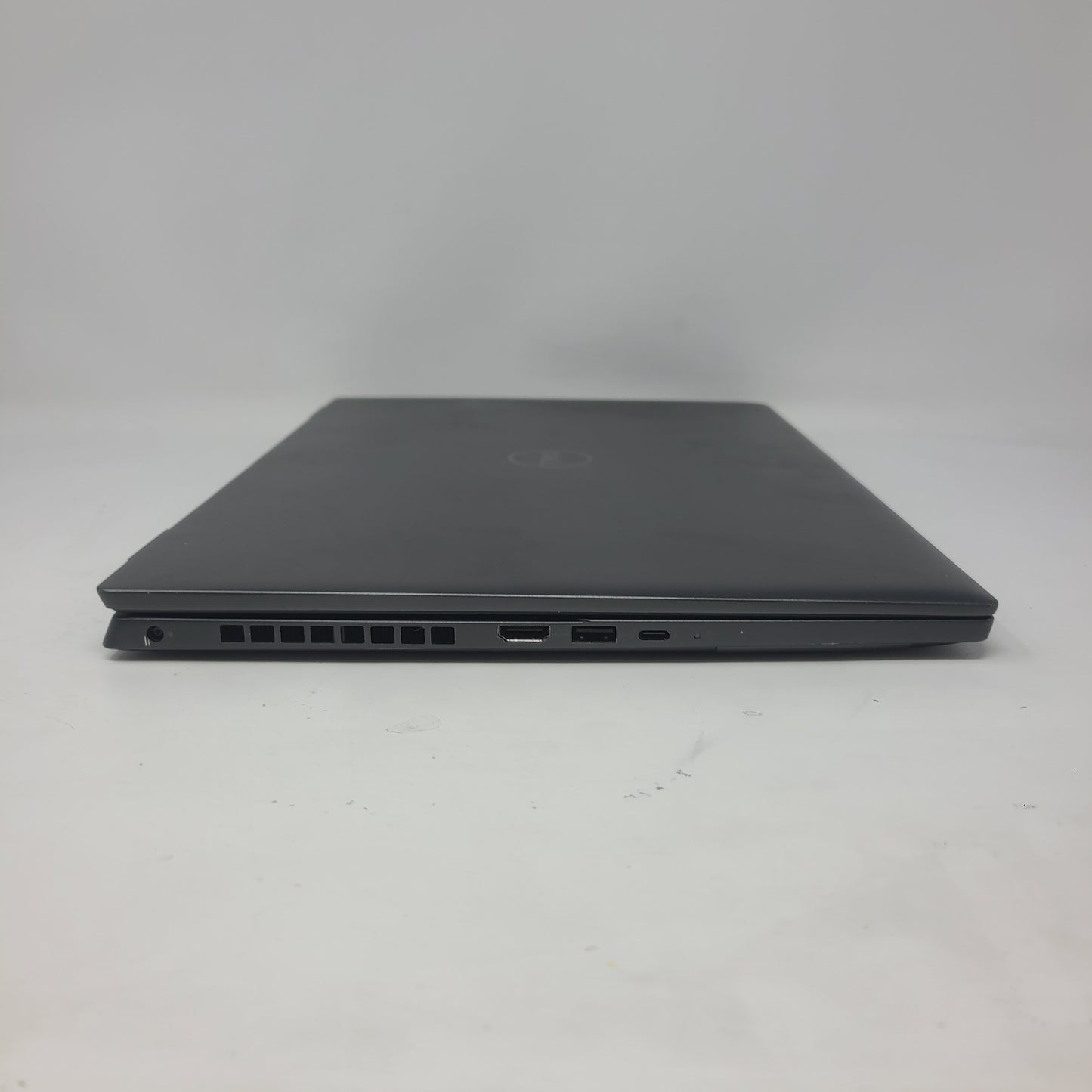 Dell Vostro 7620 16" i7-12700H 2.3GHz 16GB RAM 1TB SSD GeForce RTX 3050 Ti