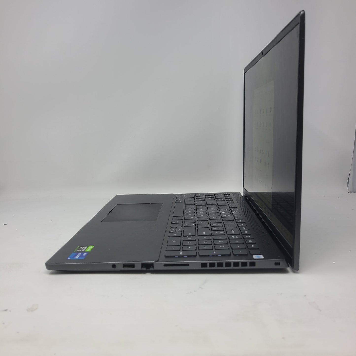 Dell Vostro 7620 16" i7-12700H 2.3GHz 16GB RAM 1TB SSD GeForce RTX 3050 Ti