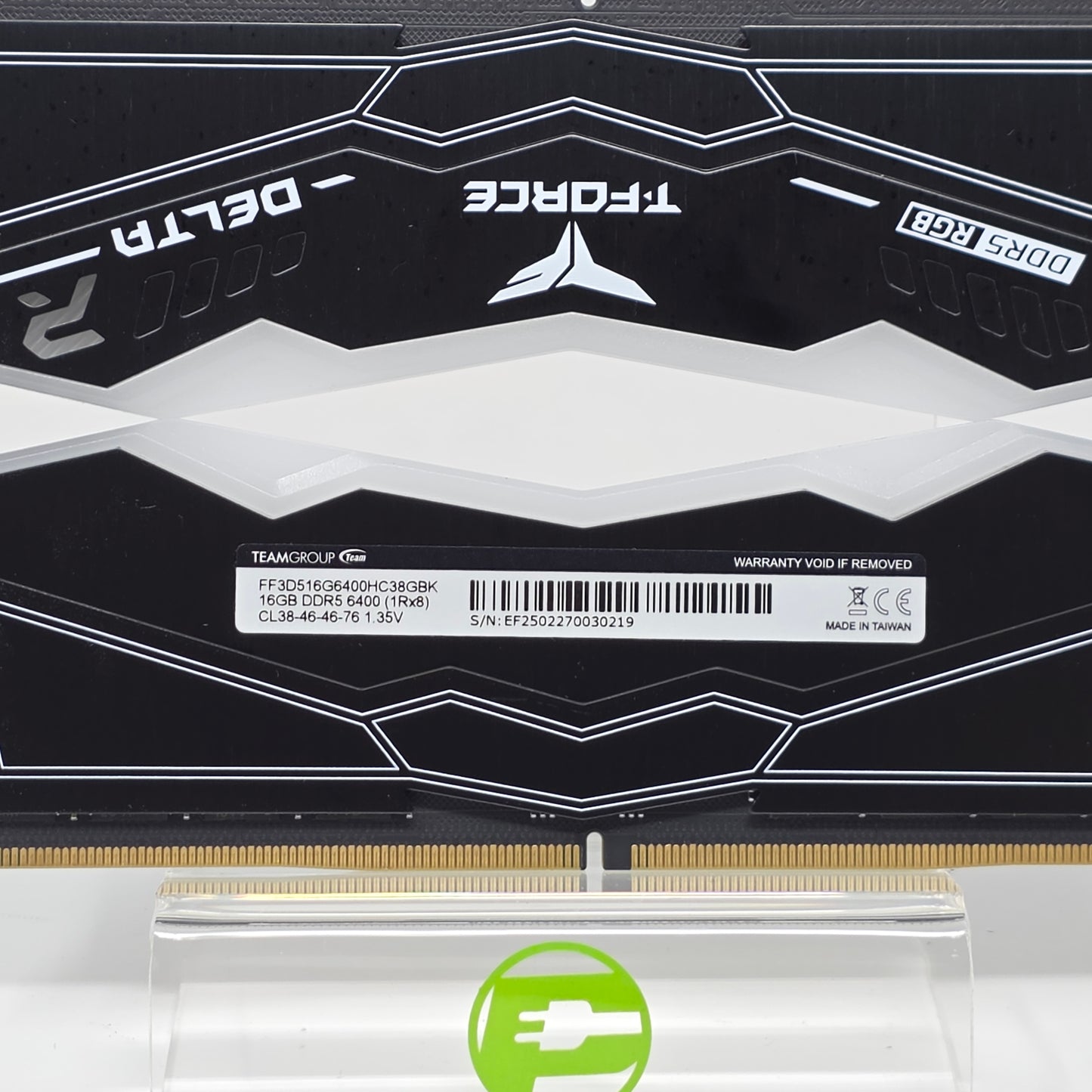 TeamGroup T-Force Delta RGB 32GB (2x16GB) RAM DDR5 6400MHz FF3D516G6400HC38GBK