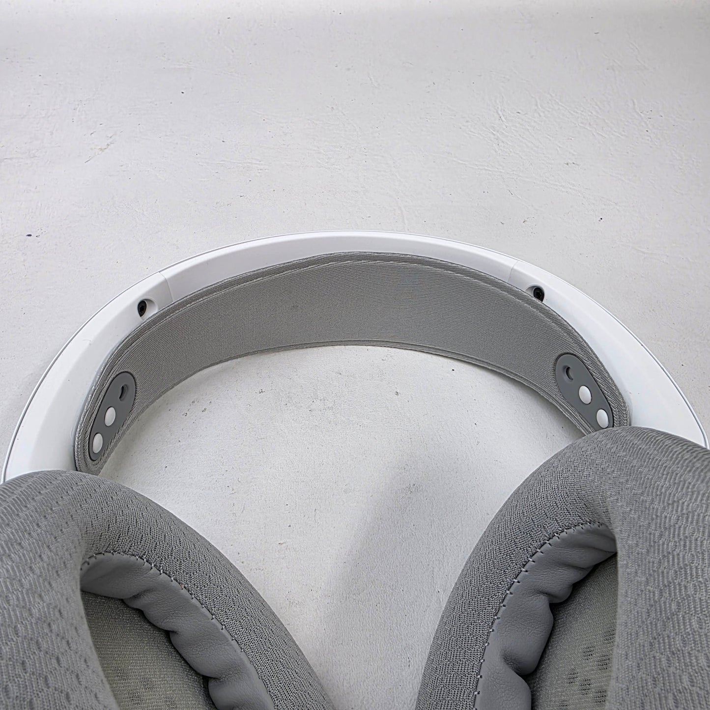 SteelSeries Arctis Nova 7P Gen 2 Wireless Gaming Headset White