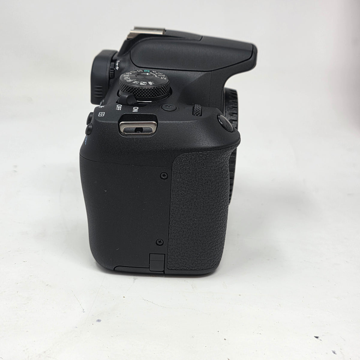 Canon EOS Rebel T7 24.1MP Digital Single-Lens Reflex