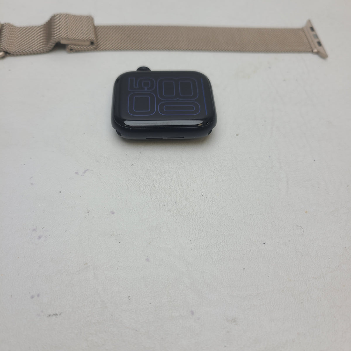 Apple Watch SE 2nd Gen 44mm Midnight GPS Cellular Unlocked Gold Milanese Band