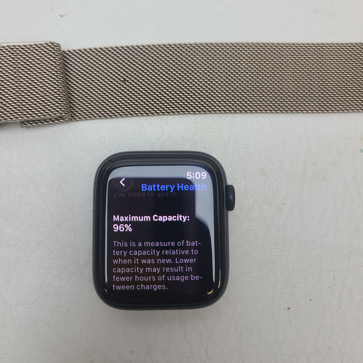 Apple Watch SE 2nd Gen 44mm Midnight GPS Cellular Unlocked Gold Milanese Band