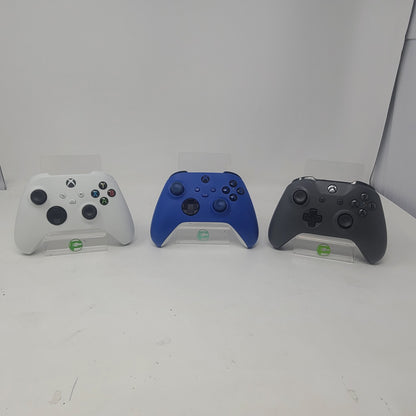Lots of 3 Microsoft Xbox One Wireless Controller Multicolored