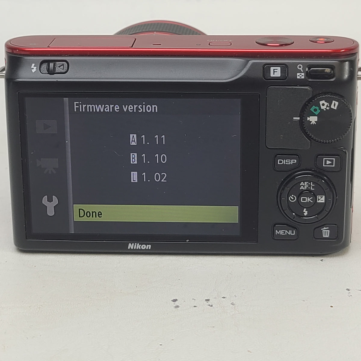 Nikon 1 J1 10.1MP Mirrorless Interchangeable Lens Red