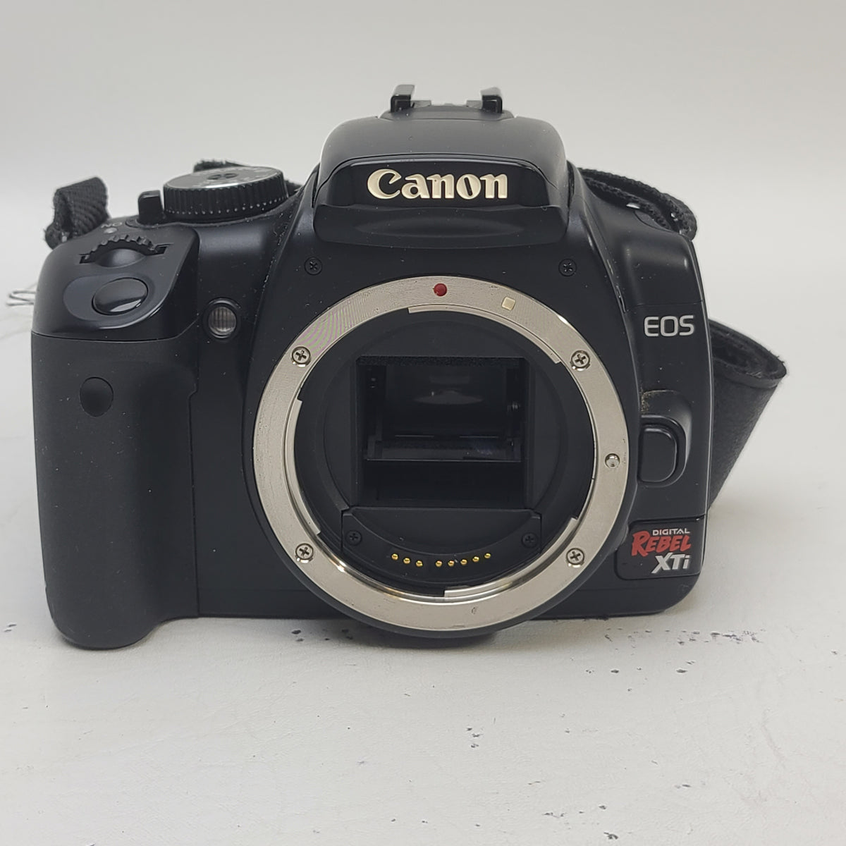 Canon EOS Rebel XTi 10.1MP Digital SLR DSLR Camera