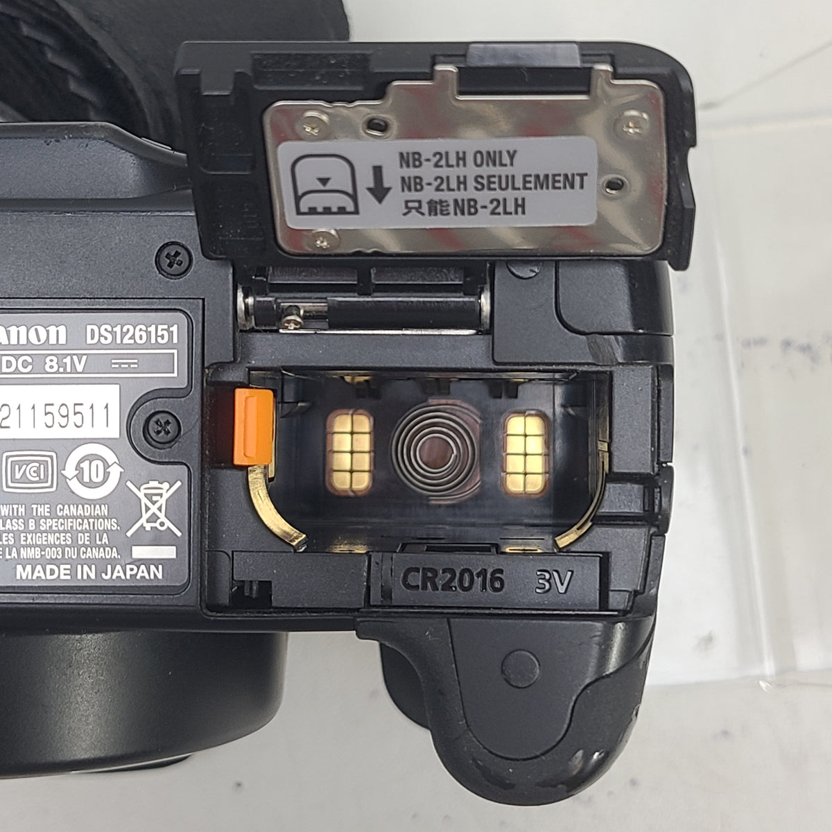 Canon EOS Rebel XTi 10.1MP Digital SLR DSLR Camera