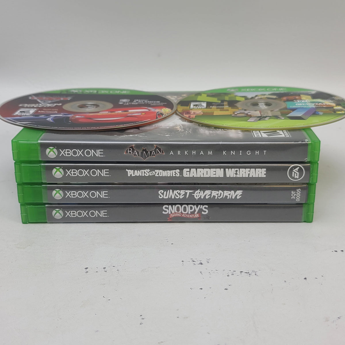 Lot of 6 Xbox One Games Minecraft Batman Arkham Sunset Overdrive Cars 3 