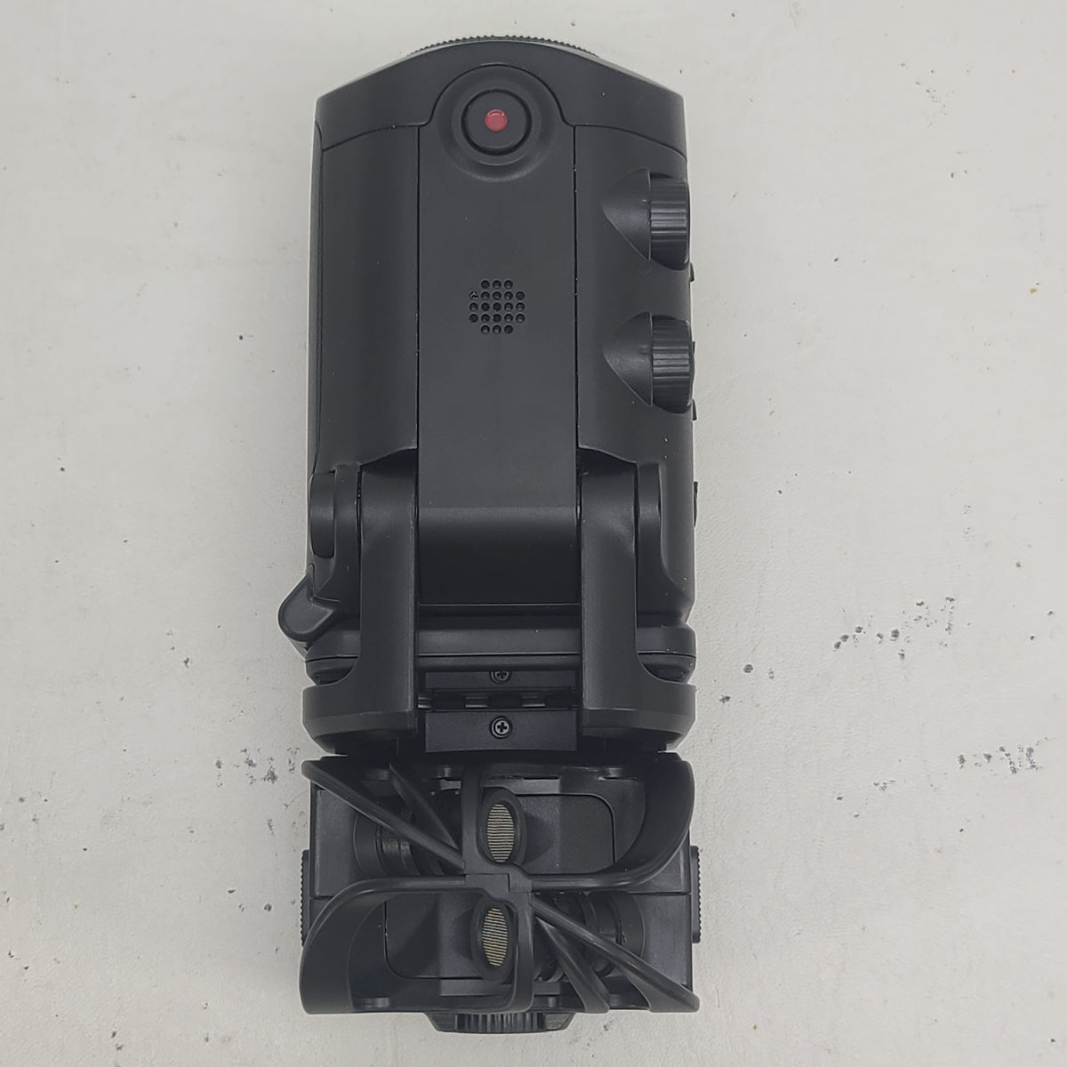 Zoom Q8n-4K UHD 4K Handheld Recorder Built-In Mic SD HDMI USB Case
