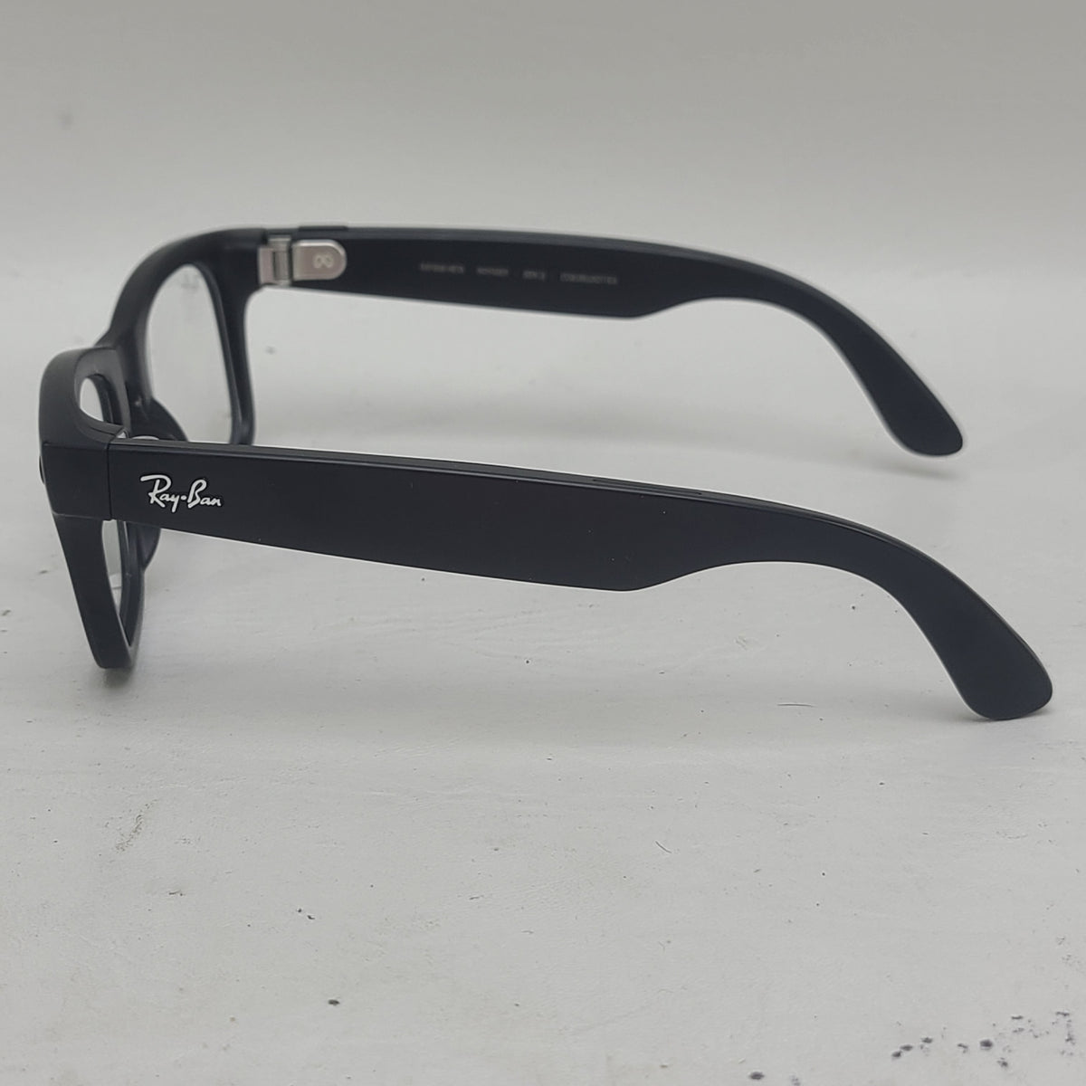 Ray-Ban Meta Wayfarer Gen 2 Matte Black Standard RW4012 AI Smart Glasses