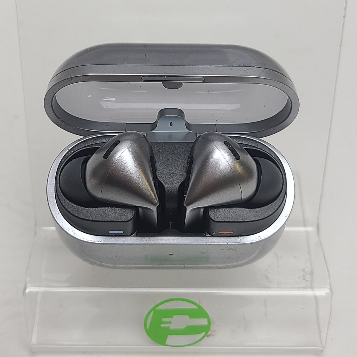 Samsung Galaxy Buds3 Pro SM-R630 Wireless Earbud Headphones Silver