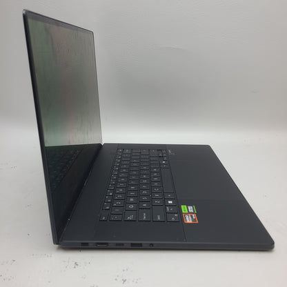Asus ProArt P16 H7606W 16" Ryzen AI 9 HX 370 2.0GHz 32GB RAM 1TB SSD GeForce RTX