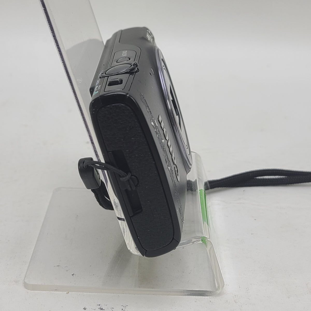 Canon PowerShot ELPH 350 HS 20.2MP Digital Point-And-Shoot Camera