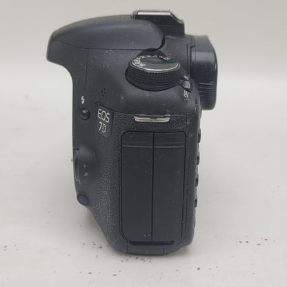 Canon EOS 7D 18.0MP Digital SLR DSLR Camera Black 