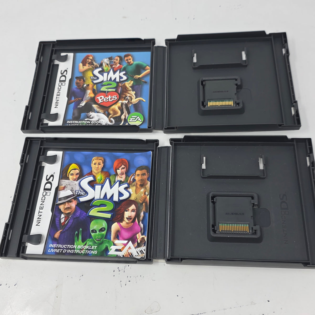 Lot of 2 Games Nintendo DS The Sims 2: Pets,The Sims 2
