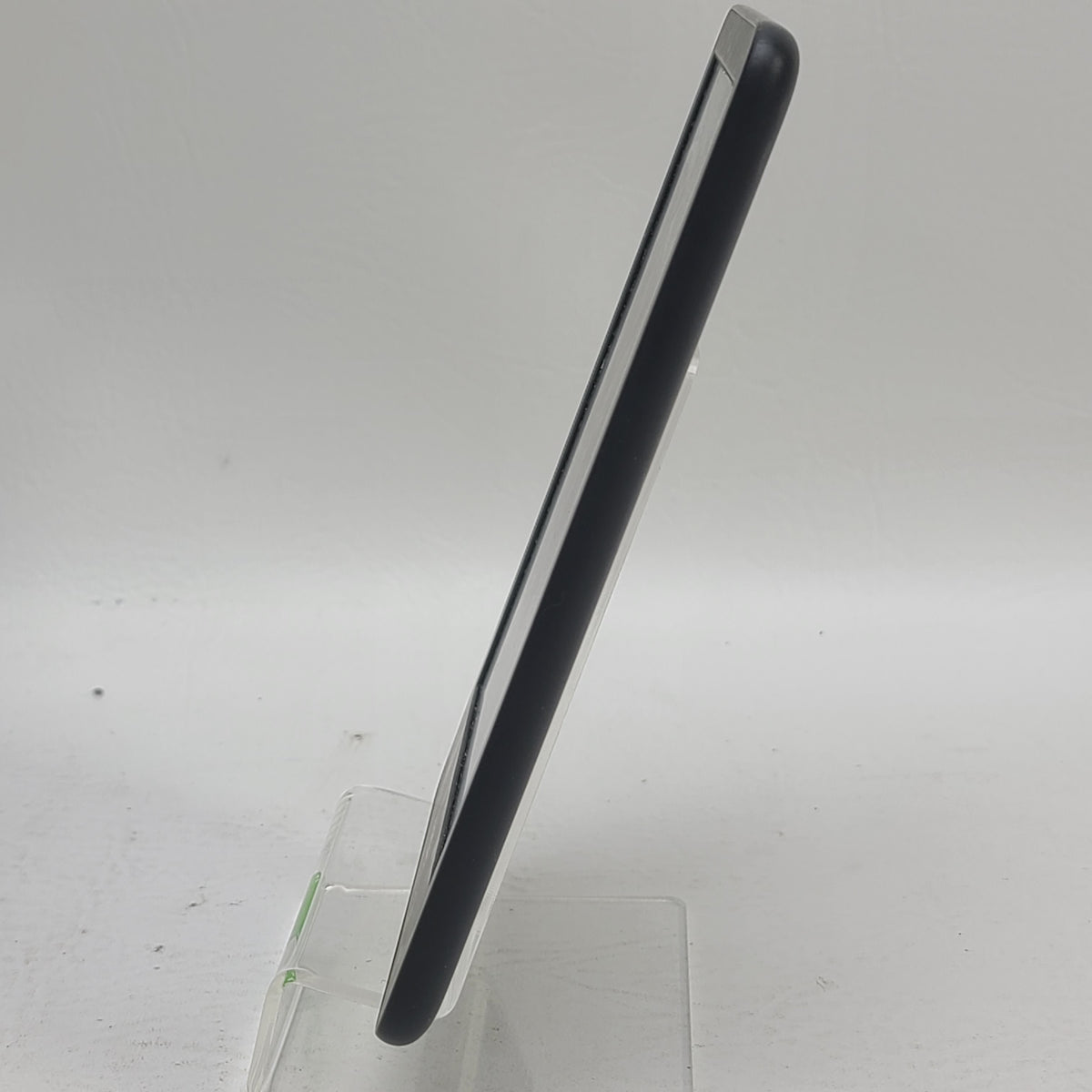 Amazon Kindle 11th Gen C2V2L3 16GB Black eBook Reader