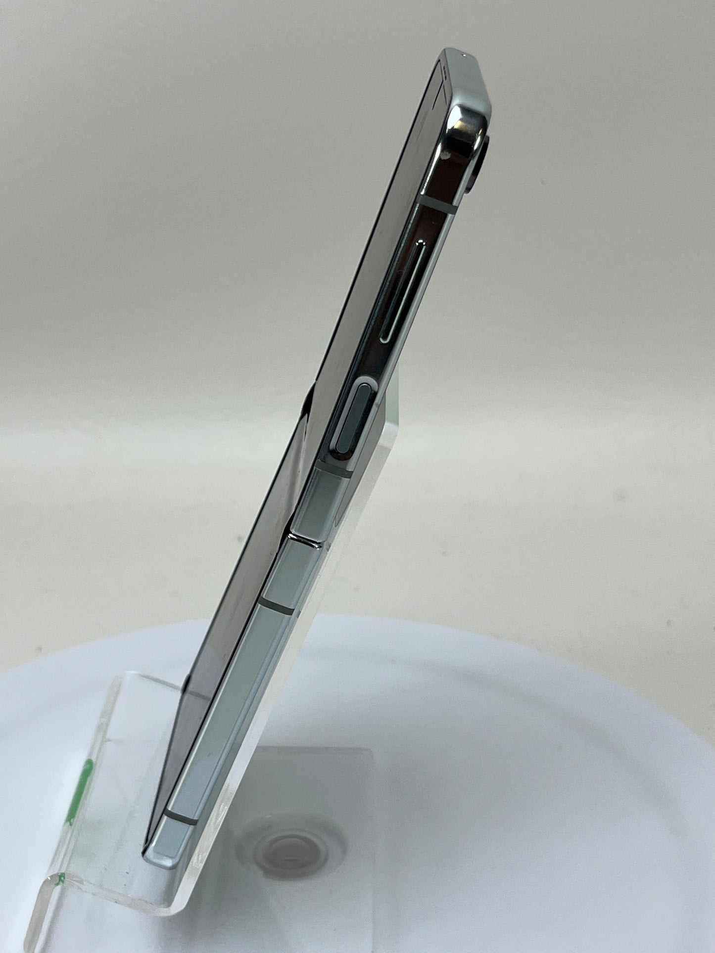 Unlocked Samsung Galaxy Z Flip5 8GB RAM 256GB SM-F731U1 Jade Green